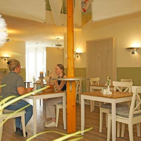 F-1010 Strandhaus Moenchgut Bed&Breakfast Dz 27 Terrasse, Strandnah, Inkl Fruehstueck Lobbe Dış mekan fotoğraf